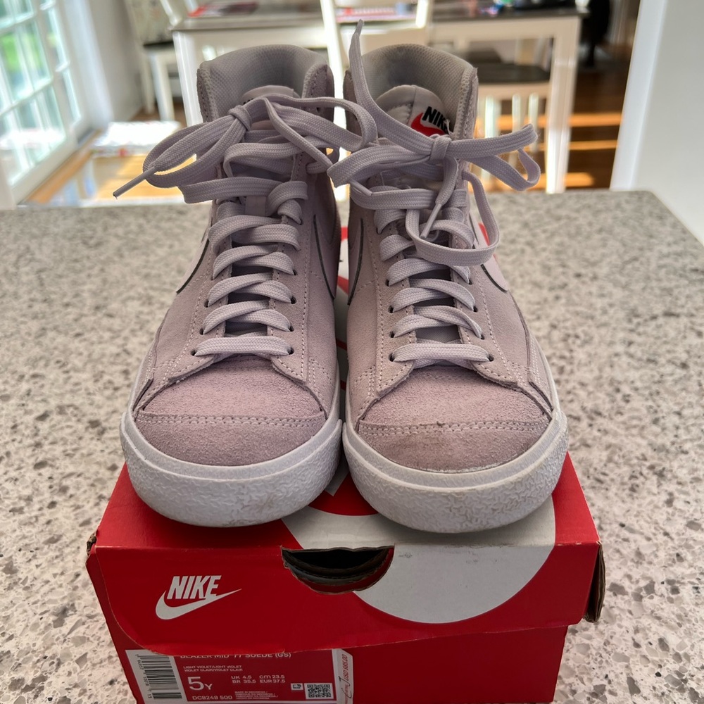 Nike BLAZER MID '77 SUEDE (GS) 5Y